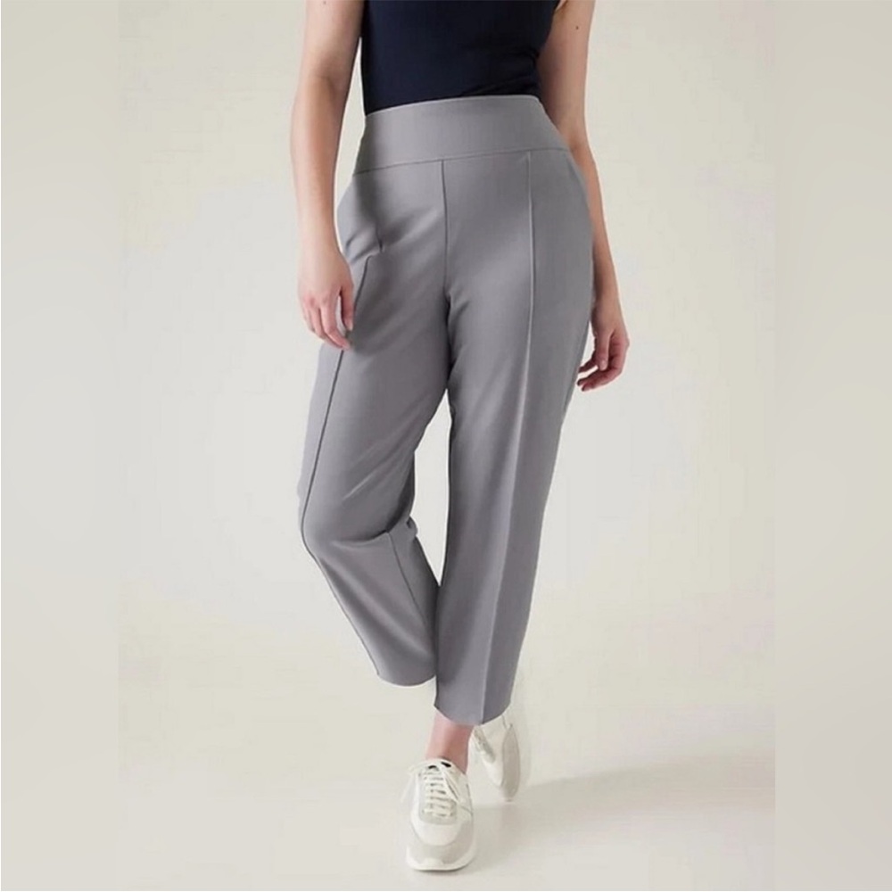 ATHLETA Stellar Wide Leg Crop in Grey Coastline Blue Pants Sz 8